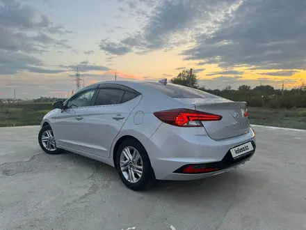 Hyundai Elantra 2019 года за 7 700 000 тг. в Актобе – фото 4
