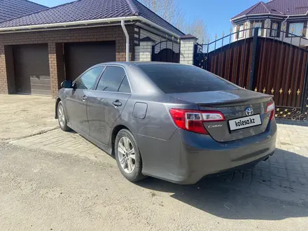 Toyota Camry 2014 года за 5 200 000 тг. в Актобе – фото 3