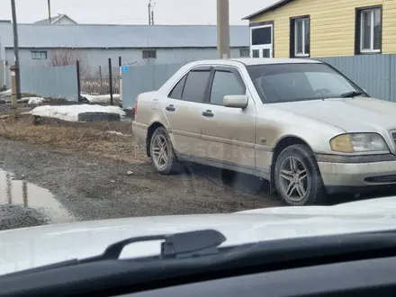 Mercedes-Benz C 180 1993 года за 2 500 000 тг. в Петропавловск – фото 12