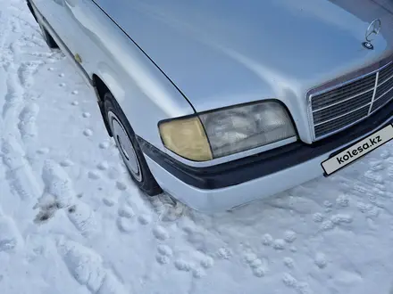 Mercedes-Benz C 180 1993 года за 2 500 000 тг. в Петропавловск – фото 3