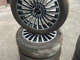 Диски с резиной комплект 235/50 R19 Continental за 360 000 тг. в Алматы