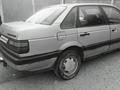 Volkswagen Passat 1988 годаfor1 000 000 тг. в Тараз