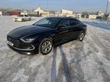 Hyundai Sonata 2021 годаүшін12 200 000 тг. в Астана