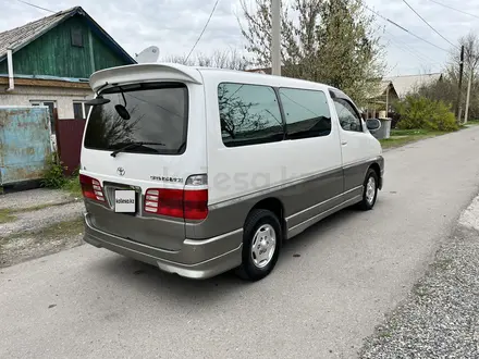 Toyota Grand Hiace 2000 года за 8 500 000 тг. в Талдыкорган – фото 10