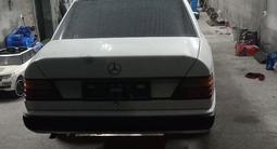 Mercedes-Benz E 230 1988 года за 1 350 000 тг. в Талдыкорган – фото 5