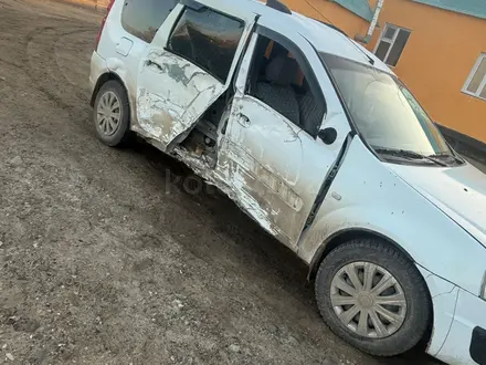 ВАЗ (Lada) Largus 2015 года за 2 000 000 тг. в Атырау – фото 3