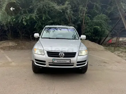 Volkswagen Touareg 2003 года за 3 700 000 тг. в Шымкент