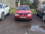Volkswagen Golf 2000 года за 3 600 000 тг. в Астана