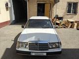 Mercedes-Benz E 230 1990 года за 650 000 тг. в Алматы