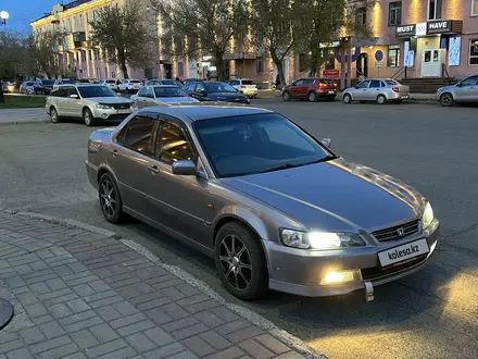 Honda Accord 2000 годаүшін2 800 000 тг. в Усть-Каменогорск – фото 3