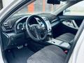 Toyota Camry 2011 года за 5 700 000 тг. в Жанаозен – фото 7