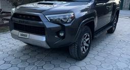 Toyota 4Runner 2018 года за 15 900 000 тг. в Шымкент – фото 2