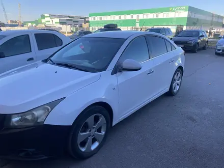 Chevrolet Cruze 2012 года за 4 300 000 тг. в Астана – фото 2