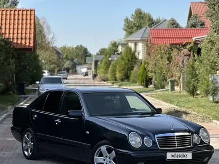 Mercedes-Benz E 230 1997 года за 3 500 000 тг. в Сарыагаш