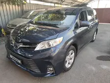 Toyota Sienna, 2020