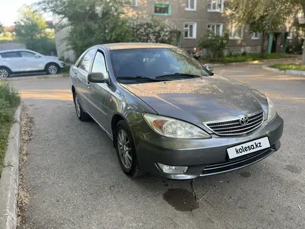 Toyota Camry 2003 года за 4 100 000 тг. в Усть-Каменогорск – фото 2