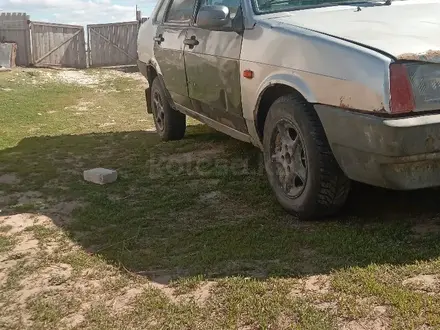 ВАЗ (Lada) 21099 2003 года за 320 000 тг. в Уральск – фото 4