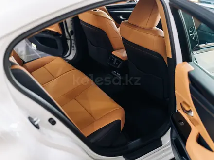 Lexus ES 250 2022 года за 24 120 000 тг. в Астана – фото 8