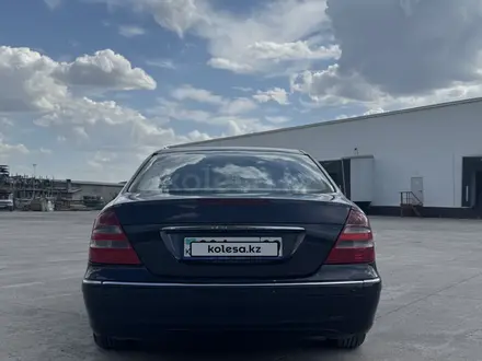 Mercedes-Benz E 240 2002 года за 4 250 000 тг. в Караганда – фото 9