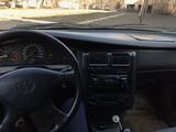 Toyota Carina E 1998 годаүшін2 100 000 тг. в Жайрем – фото 3