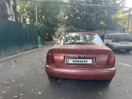 Audi A4 1996 года за 1 200 000 тг. в Алматы – фото 5