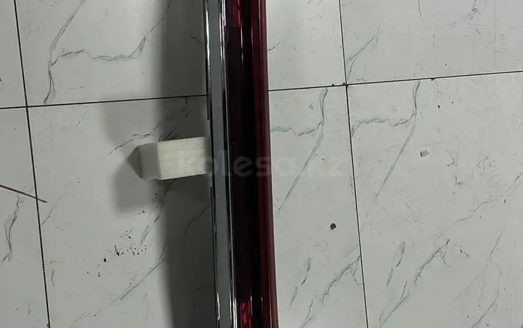 Фонарь задний центральный за 1 000 тг. в Алматы