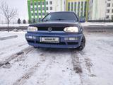 Volkswagen Golf 1993 годаfor2 300 000 тг. в Астана