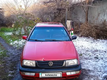 Volkswagen Vento 1995 года за 1 300 000 тг. в Алматы – фото 15