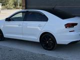 Volkswagen Polo 2021 года за 7 500 000 тг. в Шымкент – фото 3
