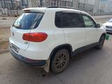 Volkswagen Tiguan 2014 годаүшін5 500 000 тг. в Астана – фото 4