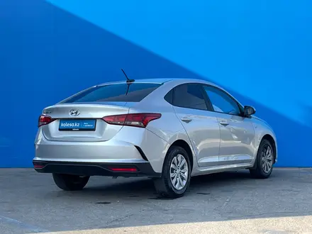 Hyundai Accent 2021 года за 7 970 000 тг. в Алматы – фото 3