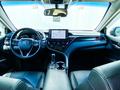 Toyota Camry 2021 годаүшін16 300 000 тг. в Актау – фото 10