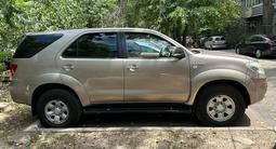 Toyota Fortuner 2007 года за 10 000 000 тг. в Алматы – фото 2