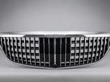 Решетка радиатора Mercedes-Maybach W213 за 5 000 тг. в Алматы