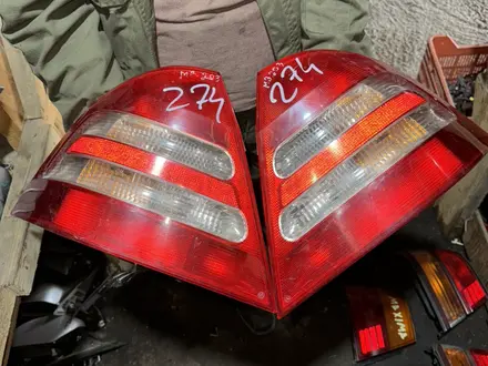 Фонари стопы левый правый MERCEDES BENZ W203 за 20 000 тг. в Астана