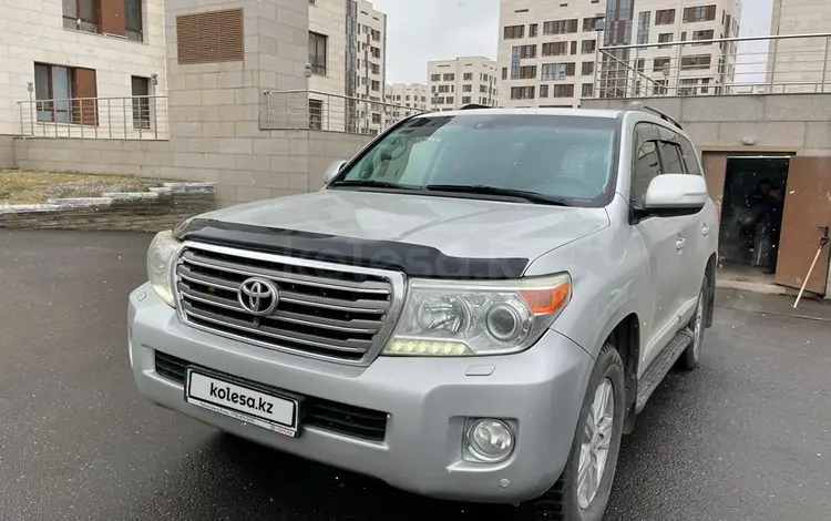 Toyota Land Cruiser 2013 года за 25 200 000 тг. в Астана