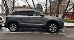 Volkswagen Taos 2021 года за 11 290 000 тг. в Алматы – фото 2