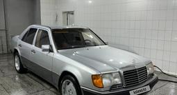 Mercedes-Benz E 500 1991 года за 5 000 000 тг. в Астана