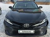 Toyota Camry 2018 года за 11 300 000 тг. в Семей