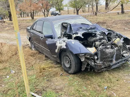 Mercedes-Benz E 320 1996 года за 1 100 000 тг. в Алматы