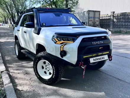 Toyota 4Runner 2022 года за 36 000 000 тг. в Алматы