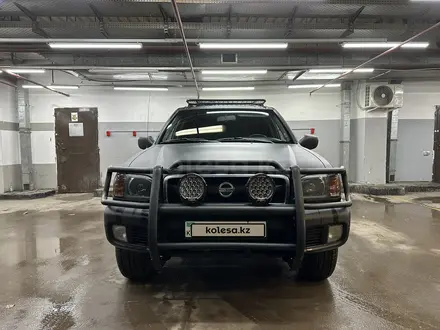 Nissan Pathfinder 2003 года за 7 500 000 тг. в Астана