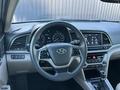 Hyundai Elantra 2018 года за 4 199 999 тг. в Уральск – фото 22