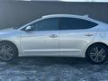 Hyundai Elantra 2018 года за 4 199 999 тг. в Уральск – фото 9