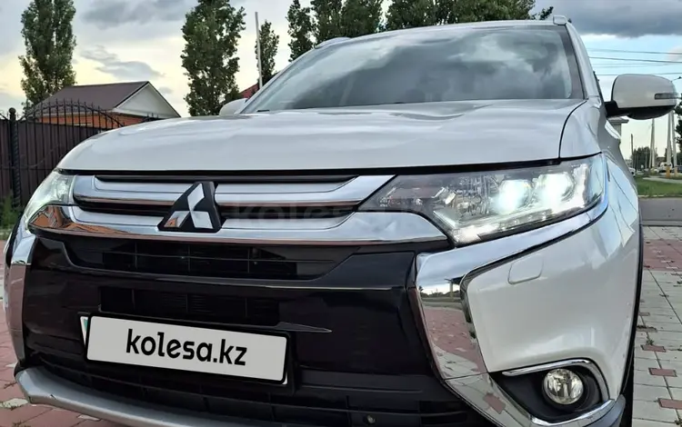 Mitsubishi Outlander 2015 года за 9 570 000 тг. в Костанай