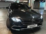 Mercedes-Benz E 200 2022 года за 32 000 000 тг. в Алматы – фото 2