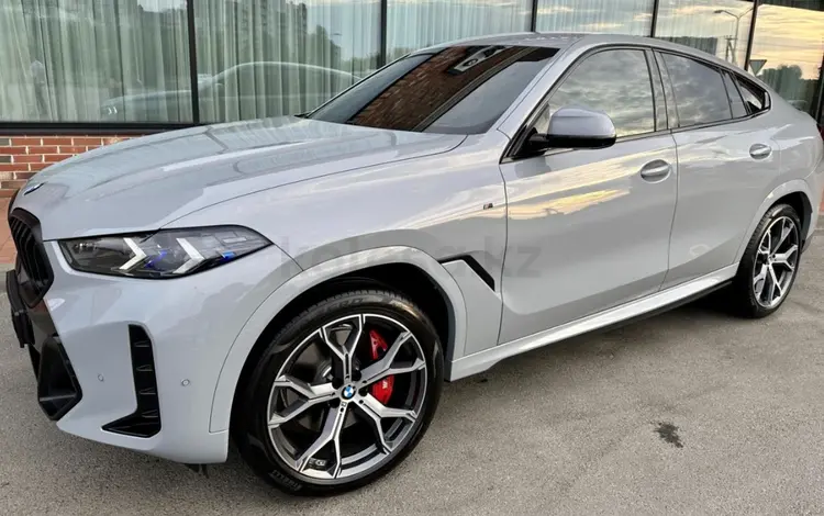 BMW X6 2022 года за 35 000 000 тг. в Атырау