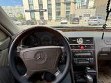 Mercedes-Benz C 200 1994 годаүшін2 500 000 тг. в Атырау – фото 4