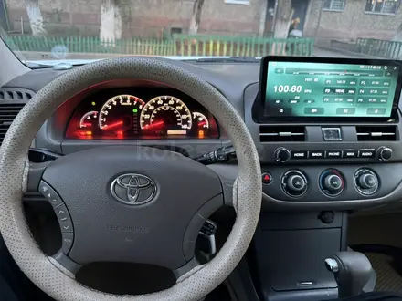 Toyota Camry 2004 года за 5 500 000 тг. в Актобе – фото 11