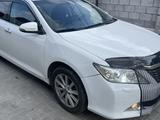 Toyota Camry 2013 годаfor8 800 000 тг. в Алматы – фото 2